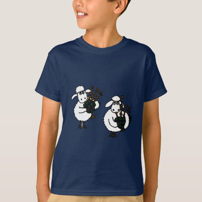 T-shirt XX moutons impressionnants jouant des cornemuses (Devant)