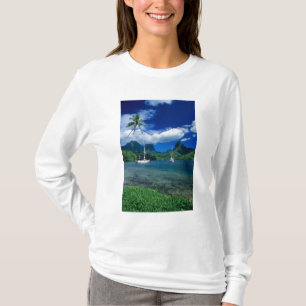 T-shirt Yachts privés ancrés dans la baie d'Opunohu sur l'