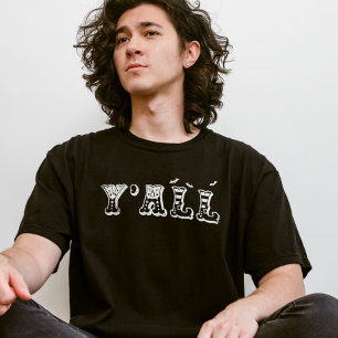 T-shirt Y'all Halloween de l'Ouest avec des chaussures Elf