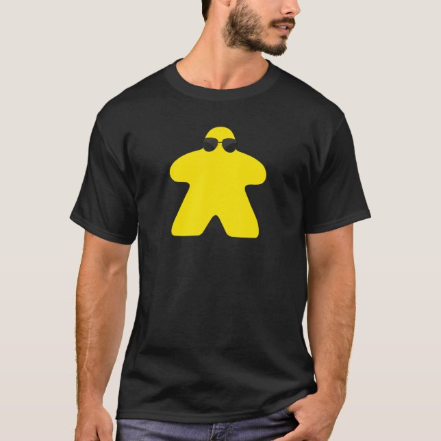 T-shirt Yellow Meeple in Sunglasses Boardgamer I'm Always  (Devant)