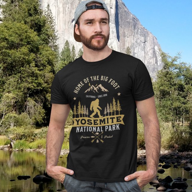 T-shirt Yosemite National Park Home of the Big Foot (Créateur téléchargé)