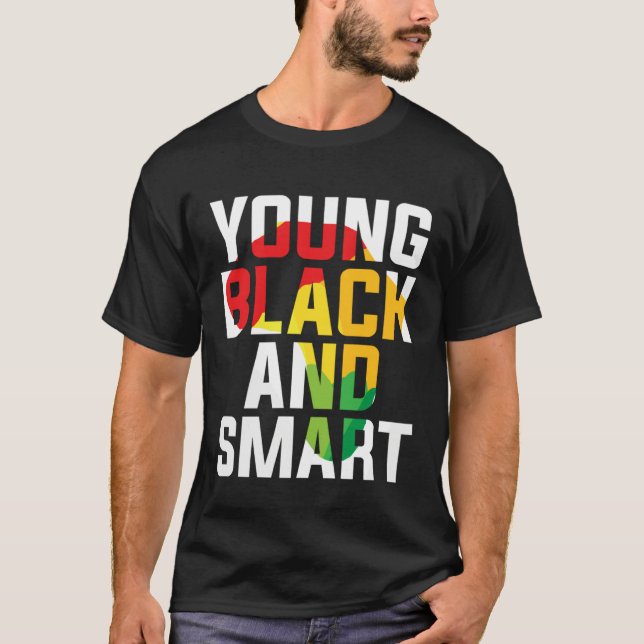 T-shirt Young Black and Smart I Am The Strong African Quee (Devant)