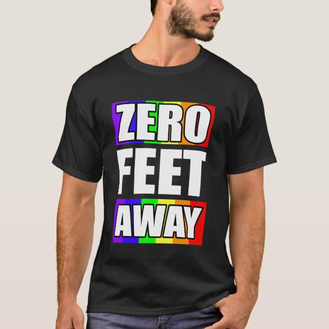 T-shirt Zéro Pied Écart Application de Rencontre Drôle Gay (Devant)