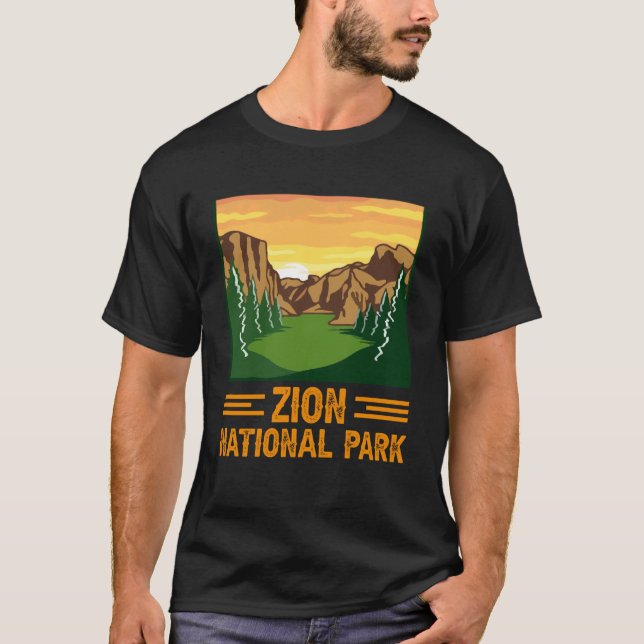 T-shirt Zion National Park Sunset Canyon Graphic with Pine (Devant)