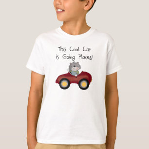 T-shirts et cadeaux rouges allants de voiture