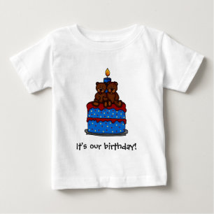 T-shirts jumeaux pour filles à l'anniversaire