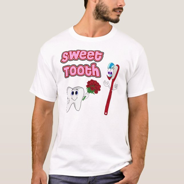 T-shirts mignon de bande dessinée de pied de (Devant)