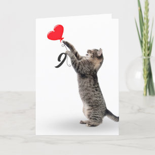 Tabby Cat pour la carte de 9e anniversaire