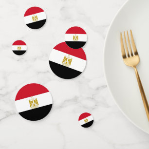 Table confetti avec drapeau de l'Égypte