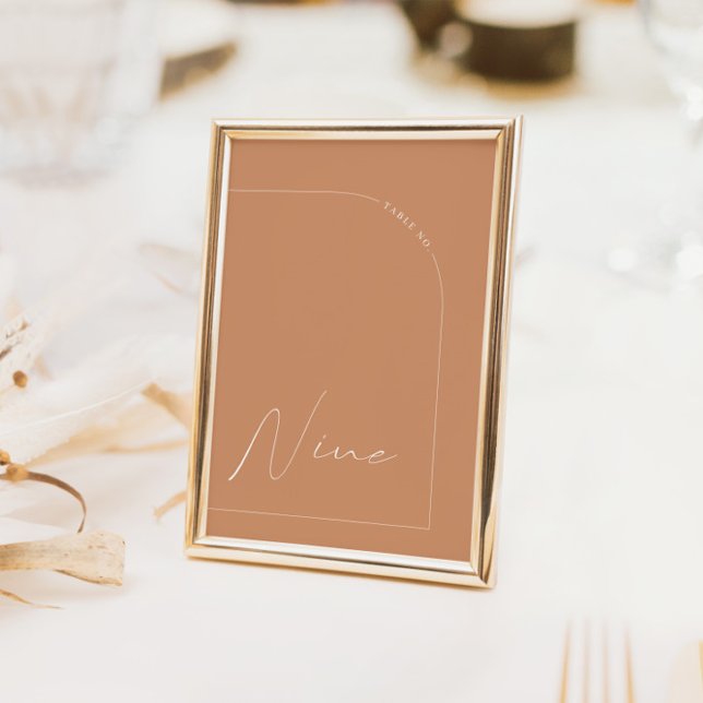Table d'arche rouille moderne Neuf Numéro de table (Modern Rust Arch Table Nine Table Number)