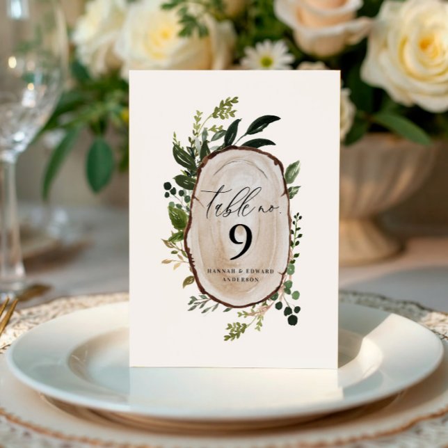 Table de mariage botanique en tranches de bois rus (Créateur téléchargé)
