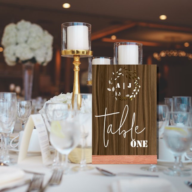 Table Mariage de germe de bois rustique Numéro de tablea (Créateur téléchargé)