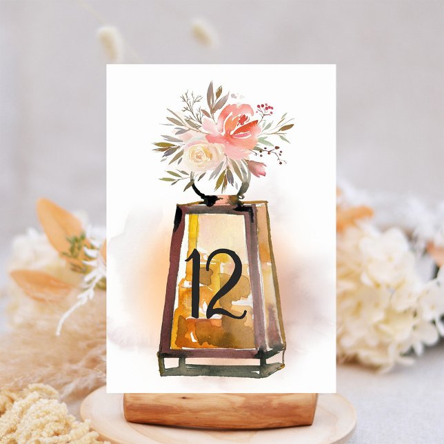 Table Mariage de lanterne fleurie rustique Numéro de tab (Créateur téléchargé)