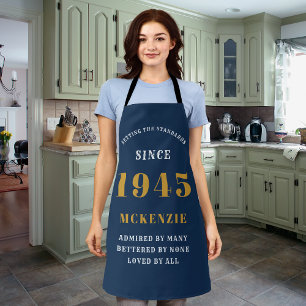 Tablier 80e anniversaire 1945 Nom Chic Elegant Blue Gold