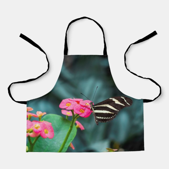 Tablier Beau papillon sur une fleur rose (Recto)