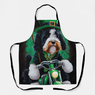 Tablier Bernedoodle Chien conduisant vélo St. Patrick's Da
