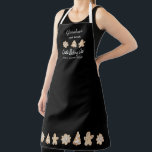 Tablier Biscuit noir amusant Baking Crew Grandma Baking<br><div class="desc">Préparez-vous à cuire avec votre propre tablier de pâtisserie de biscuits. La typographie amusante affirme que vous faites partie de la division de la cuisson et de la dégustation. Monogramme avec le nom et le titre de votre équipage. Parfait pour les mamans, mamans ou Nona qui sont le patron de...</div>