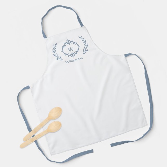 Tablier Bleu Poussiéreux Élégant Logotype Monogrammé Perso (Dusty Blue Elegant Custom Monogrammed Crest Logo Apron)