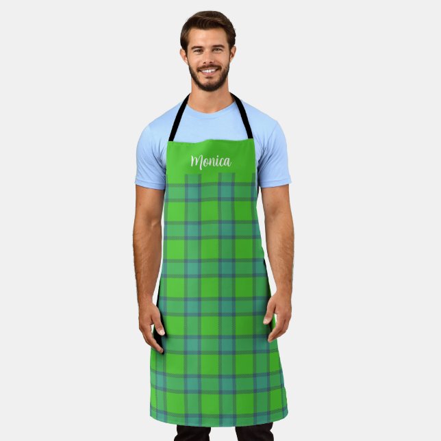 Tablier Bleu & vert Tartan à carreaux monogramme nom (Porté)