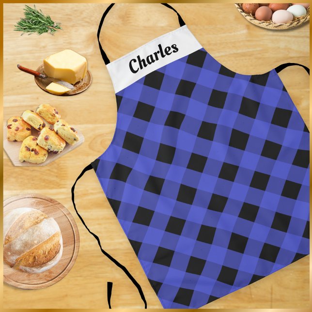 Tablier Buffle rustique Check cuisine de Noël bleu (A modern and stylish apron with blue buffalo plaid design. Personalize with a name at the top.)