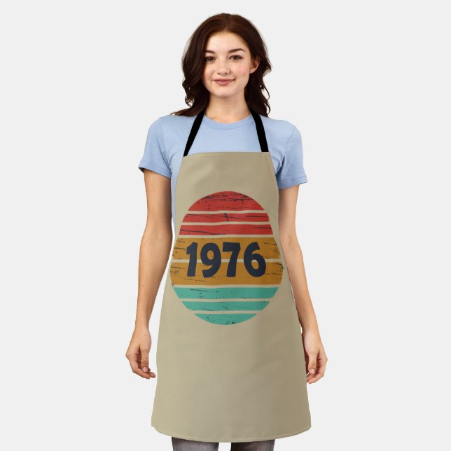 Tablier Cadeau d'anniversaire 50 ans millésime 1976 (Porté)