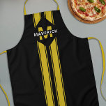 Tablier Chef masculin Monogramme et nom<br><div class="desc">Tablier masculin personnalisé avec un arrière - plan noir élégant,  rayures de sport jaune,  votre initiale et votre nom. Ce tablier personnalisé ferait un grand cadeau pour la fête des pères ou un anniversaire !</div>