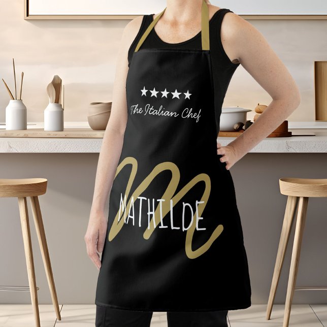 Tablier Chef Monogram Black Gold Modern Typographie Nom (Chef Monogram Black Gold Modern Typography Name Apron)