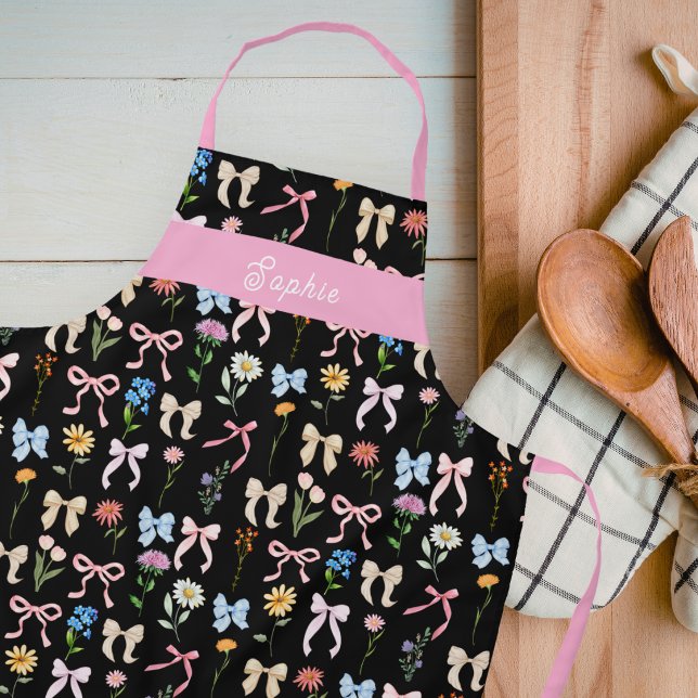 Tablier Chic Bow Pink Black Floral Elegance Pattern Baking (Créateur téléchargé)