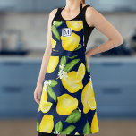 Tablier Citron Monogramme Citrus bleu marine<br><div class="desc">Voici le citron Monogram Citrus Apron, votre compagnon ultime dans la cuisine. Ce n'est pas seulement un tablier, c'est un symbole de votre passion pour la cuisine, une marque de votre style, une extension de votre personnalité culinaire. Le design vibrant du citron n'est pas seulement attrayant, c'est l'expression d'un zeste...</div>