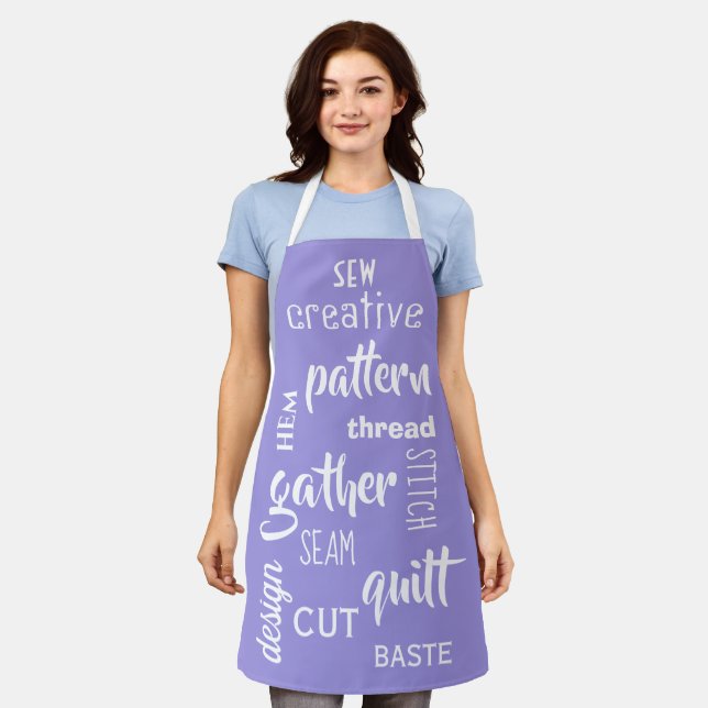 Tablier Coudre des mots Apron violet (Porté)