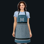 Tablier Cuisine géométrique bleue initiale monogramme<br><div class="desc">Monogrammed Initial Blue Geometry Kitchen Apron, ajoutez simplement votre nom de famille personnalisé ou le texte et la lettre initiale. Un design modifiable en couleur, tous les éléments peuvent être changés en n'importe quelle couleur que vous souhaitez en cliquant sur Personnaliser ce modèle et en choisissant customiser plus en bas...</div>