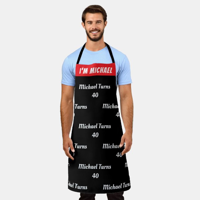 Tablier Custom Birthday Apron - Funny Name & Age! (Porté)