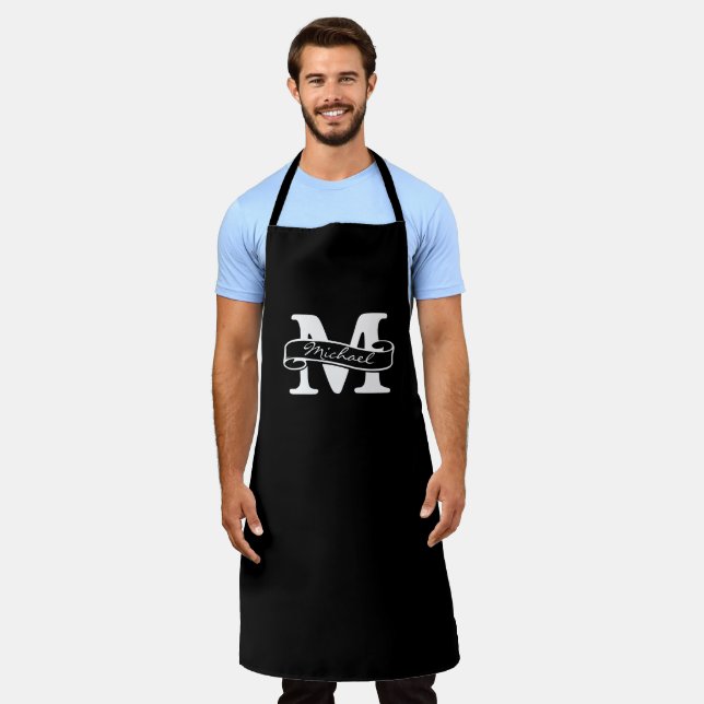 Tablier de chef noir - Cadeau de monogramme de nom (Porté)