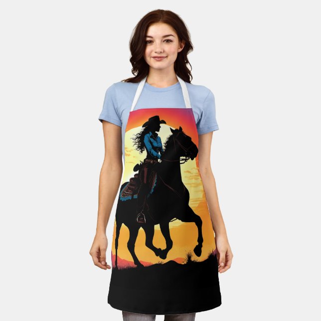 TABLIER DE CUISINE COWGiRL TOUT IMPRESSION (Porté)