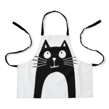 Drôle chat noir levrette