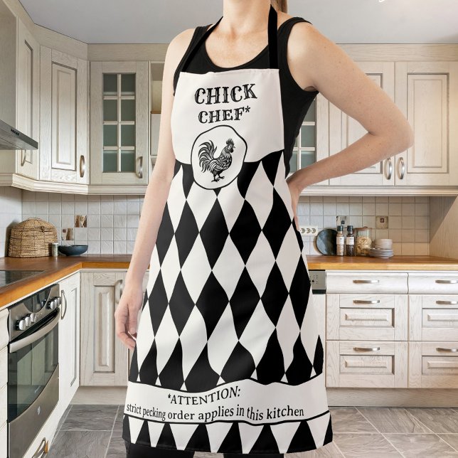 Tablier Drôle poulet noir et blanc cassé (Funny chef apron featuring a black and (off) white (ivory) retro design with a chicken)