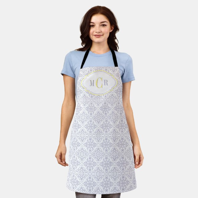Tablier Élégant Bleu Blanc Jaune Damassé Monogramme  (Porté)