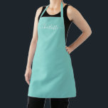 Tablier Élégant chic nom d'écriture personnalisé bleu aqua<br><div class="desc">Tablier de cuisine avec texte de nom de script moderne personnalisé bleu aqua, monogramme uni de couleur simple, élégant chic, texte bleu aqua et blanc. Personnalisez-le avec un nom, une citation, une phrase ou un texte. Idéal pour les cuisiniers, les chefs, la poterie, la céramique, l'artisanat, le travail, la cuisine,...</div>