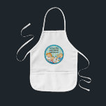 Tablier Enfant Apron Children Zeevie et Friends for Hanoukka Blu<br><div class="desc">Un bleu Hanoukka, tablier pour enfants. Ce tablier "Zeevie and Friends" fait un merveilleux cadeau à n'importe quel enfant ce Chanoukah. Utilisez-le pour la cuisson, l'artisanat ou jouer pour faire la journée de n'importe quel enfant! Personnalisez en supprimant du texte et en ajoutant le vôtre. Choisissez votre style de police,...</div>