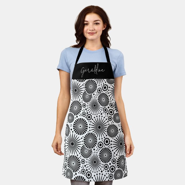 Tablier Étoile géométrique moderne noir blanc Nom  (Porté)