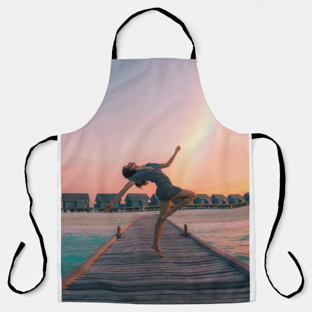 Tablier Femme debout sur le quai (Recto)