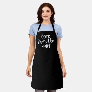 Tablier Femme noire « Cuisiner avec le cœur » Cadeau class
