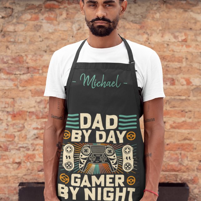 Tablier Fête des pères papa par jour Gamer par nuit (Father's day Dad by day Gamer by night Apron)