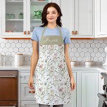 Tablier Fleur sauvage Floral personnalisé Monogramme tabli<br><div class="desc">Faites une déclaration dans la cuisine avec ce beau tablier floral féminin. Il dispose d'une motif toute fleur sauvage dans les tons rose, bleu beige et vert sauge. Le tablier personnalisé comporte également votre nom sur le dessus, ce qui le rend parfait pour un don ou un usage personnel. Un...</div>