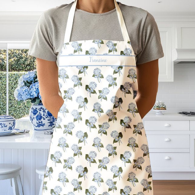 Tablier Fleurs d'Hydrangea Bleues avec des Rubans Bleus (Blue Hydrangea bow apron)
