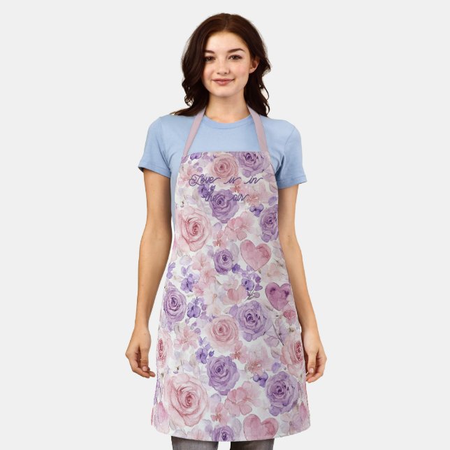 Tablier Fleurs Roses Violettes Blush Cœurs Amour Air (Porté)
