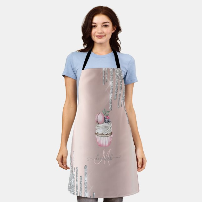 Tablier Gâteau avec Monogramme en Or Rose et Gouttes de Pa (Porté)