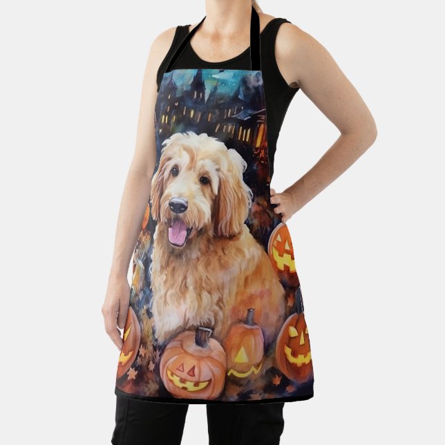 Tablier Halloween Goldendoodle avec citrouilles épouvantab (Insitu)