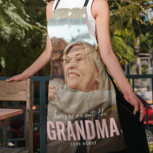 Tablier Il n'y a personne qui aime le cadeau 'GRANDMA'