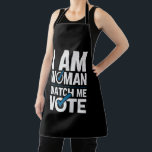 Tablier Je Suis Une Femme Me Regarde Voter Vintage<br><div class="desc">Je Suis Une Femme Me Regarde Voter Vintage</div>